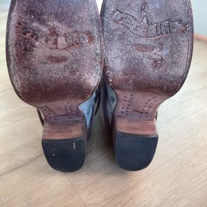 Freebird coal size 9